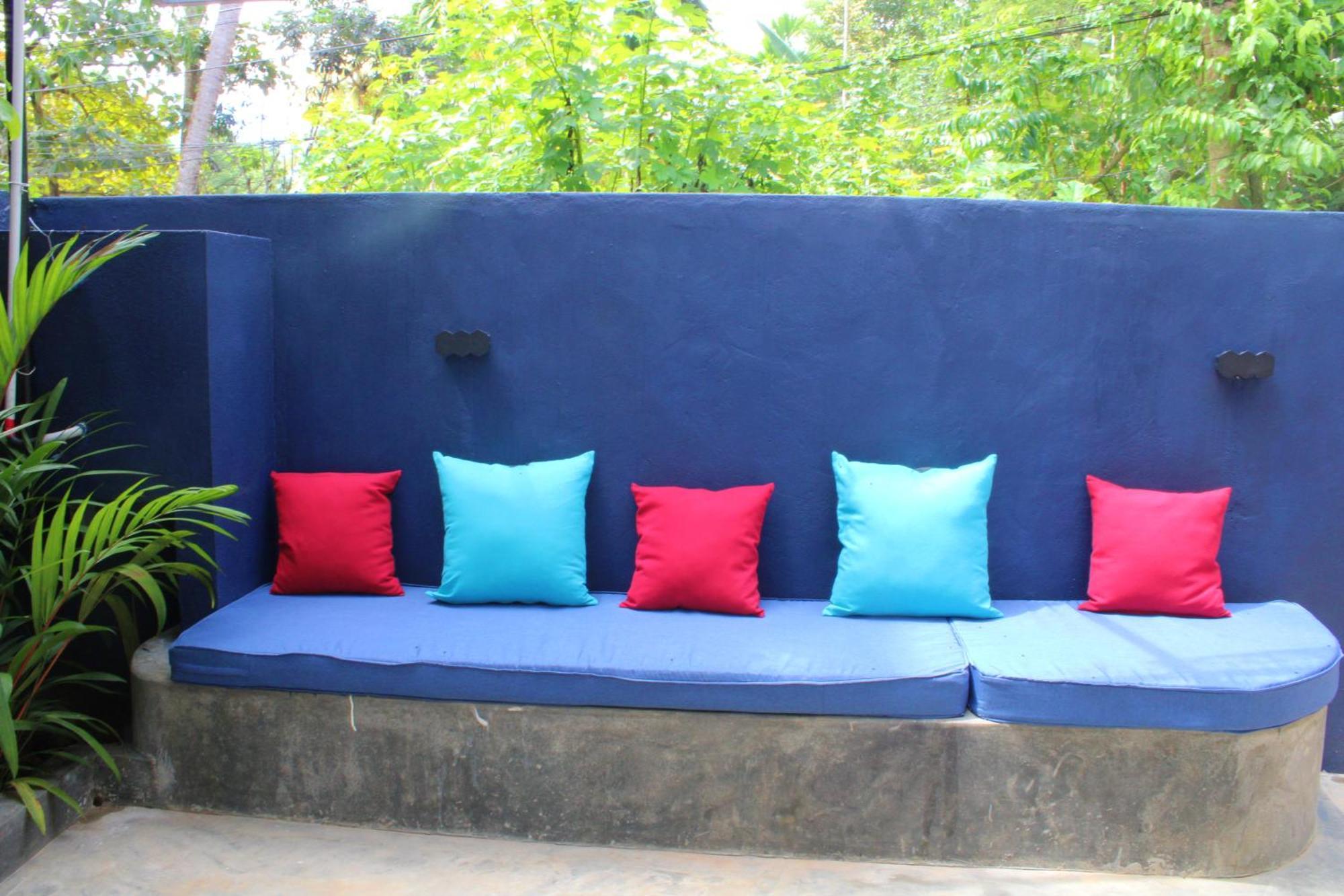 Pranaya Hiriketiya Hostel Zuid-Dikwella Buitenkant foto