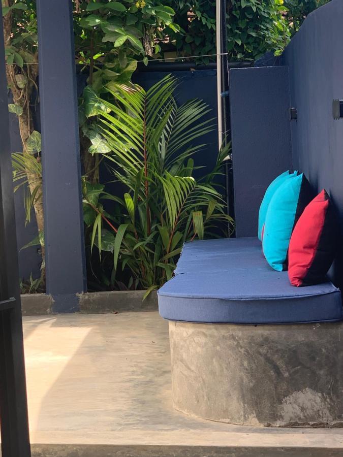 Pranaya Hiriketiya Hostel Zuid-Dikwella Buitenkant foto
